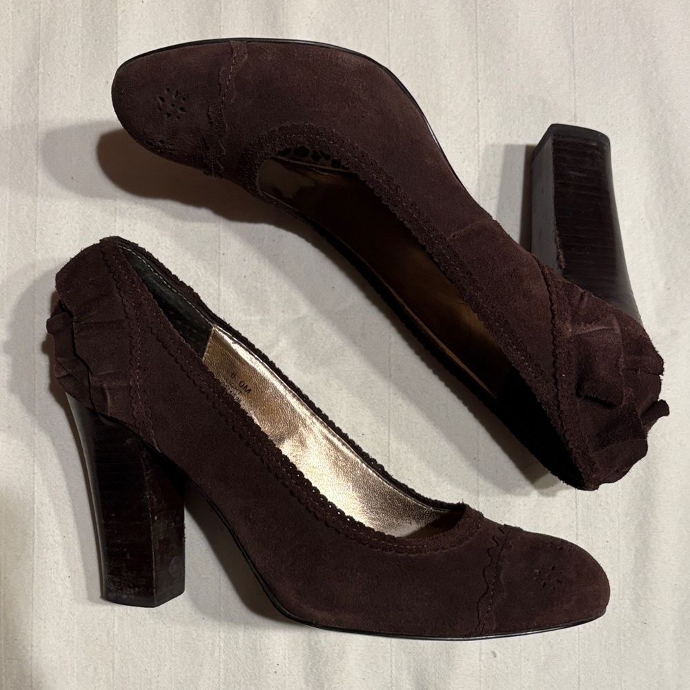 American Eagle Outfitters Suede Leather Heels
